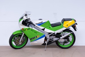 2 - KAWASAKI KR1S 250cc 