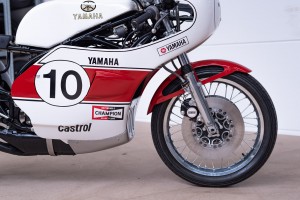 YAMAHA TZ700