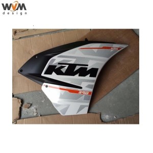 KTM RC125-RC390 Origineel rechter kuipdeel wit met stickers